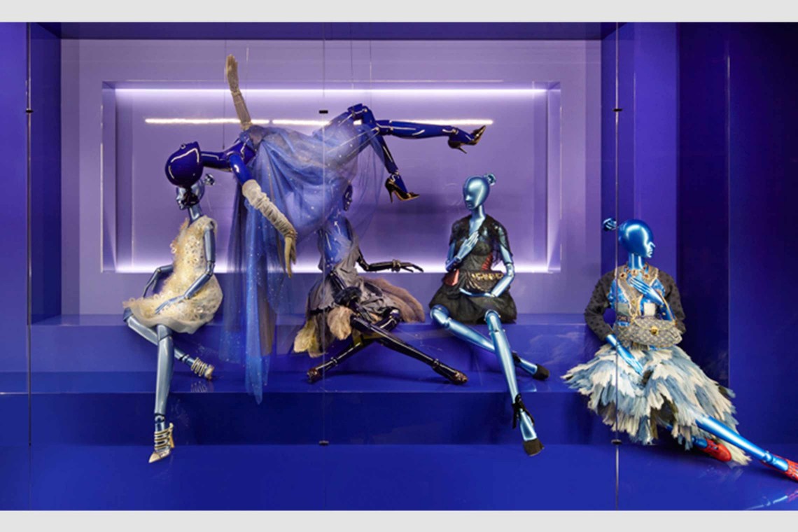 Louis Vuitton – Marc Jacobs Mannequin Heads – Asylum Models