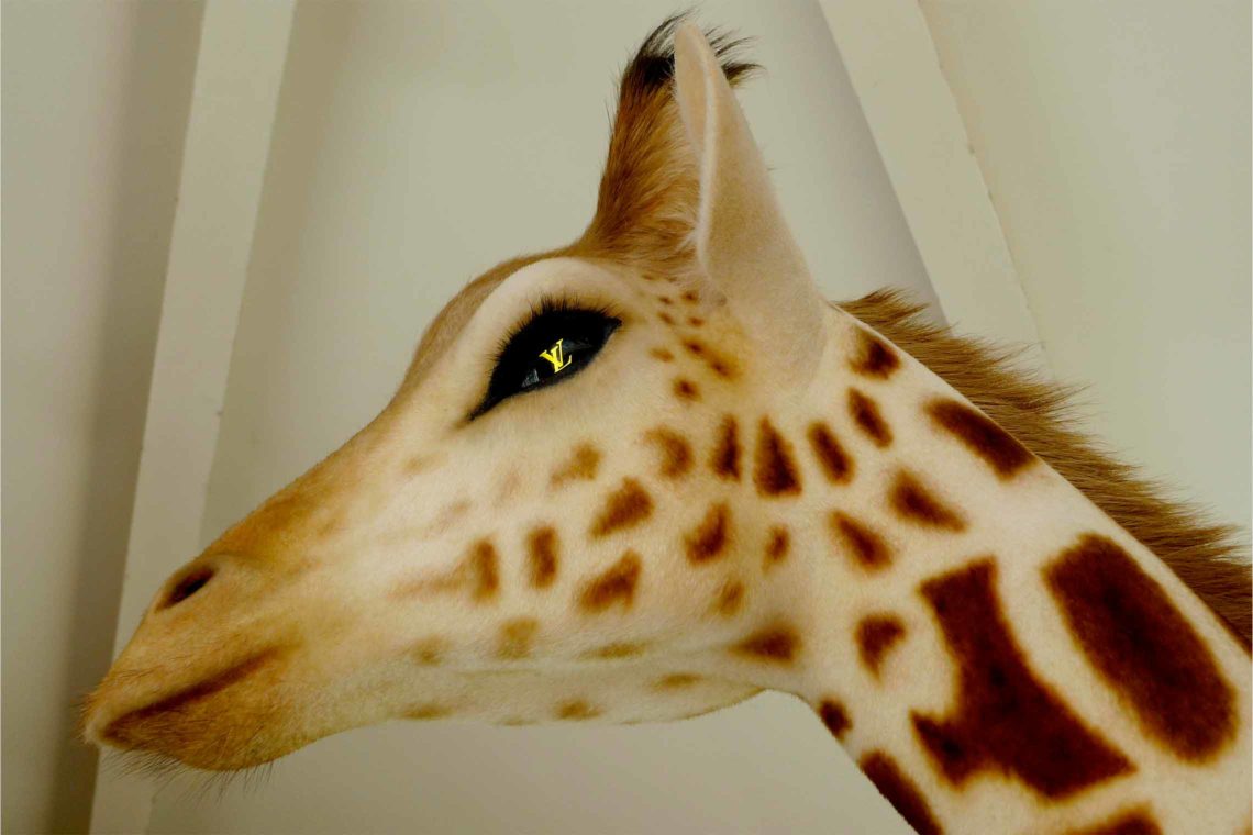 giraffe louis vuitton
